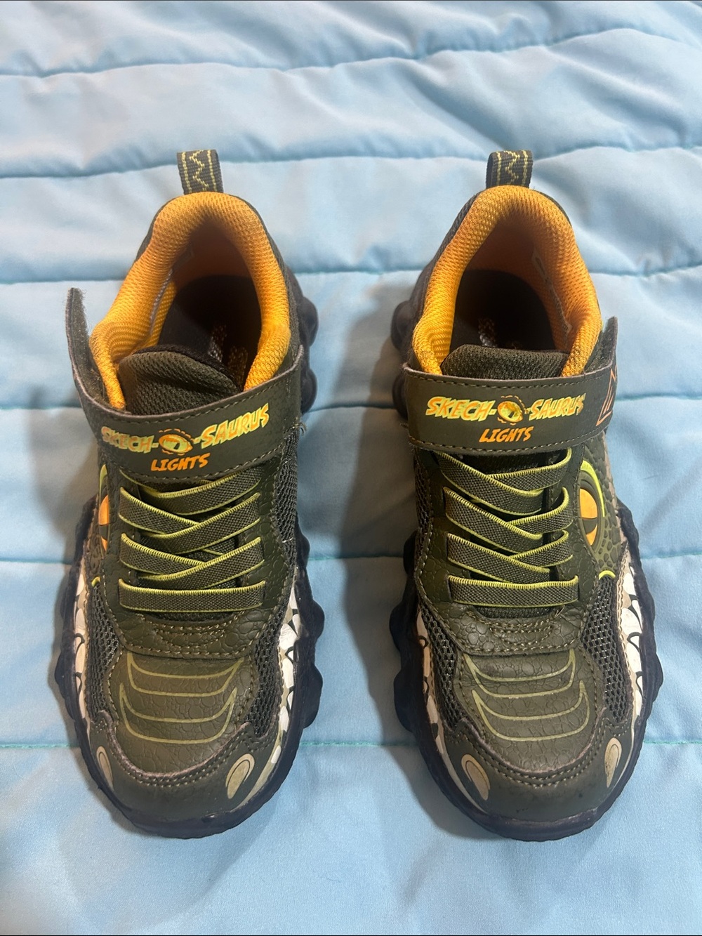 Skechers kids Sneakers in Olive Green and Yellow